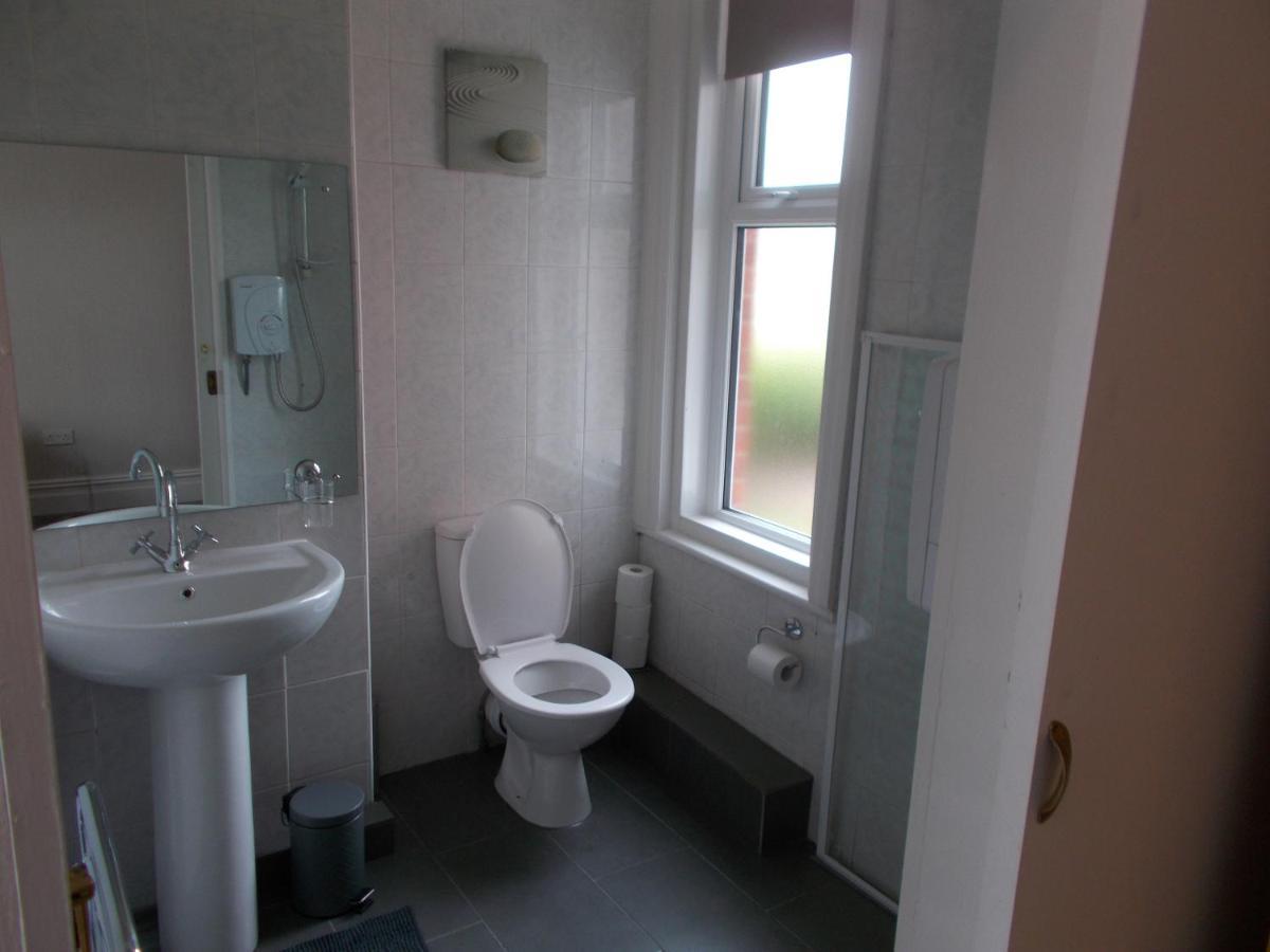 Kelso House Holiday Flats Blackpool Bagian luar foto